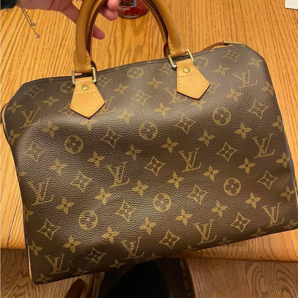 Authentic Louis Vuitton Speedy 30